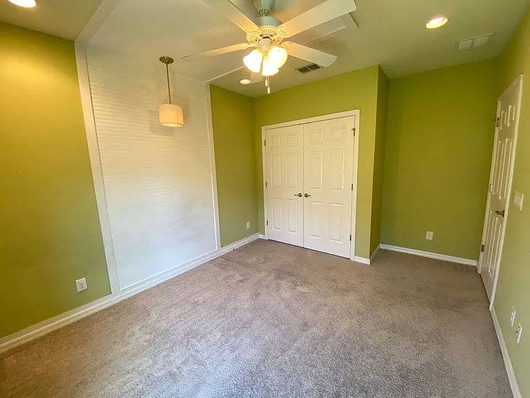 231 Salamanca Rd — Photo 11
