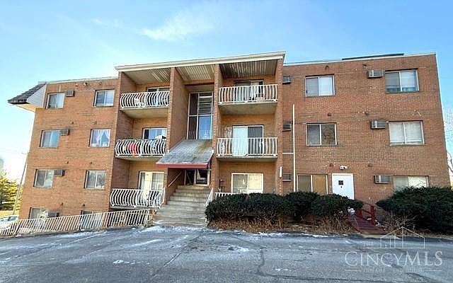 1st image of 4117 N Bend Rd Unit 3