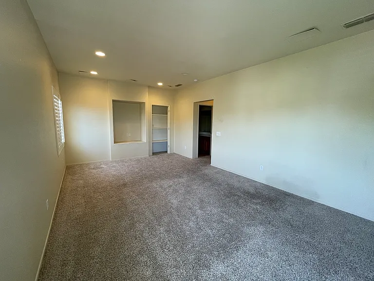 9325 Boulder River Way — Photo 10