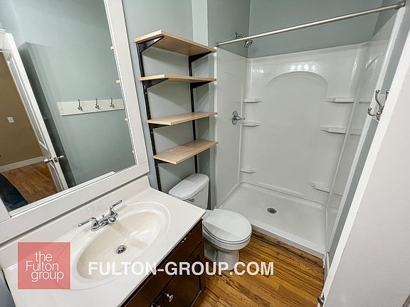 3rd image of 815 Baldwin St SE #1