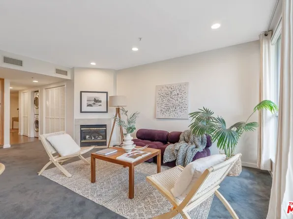 1222 S Westgate Ave APT 205, Los Angeles, CA 90025