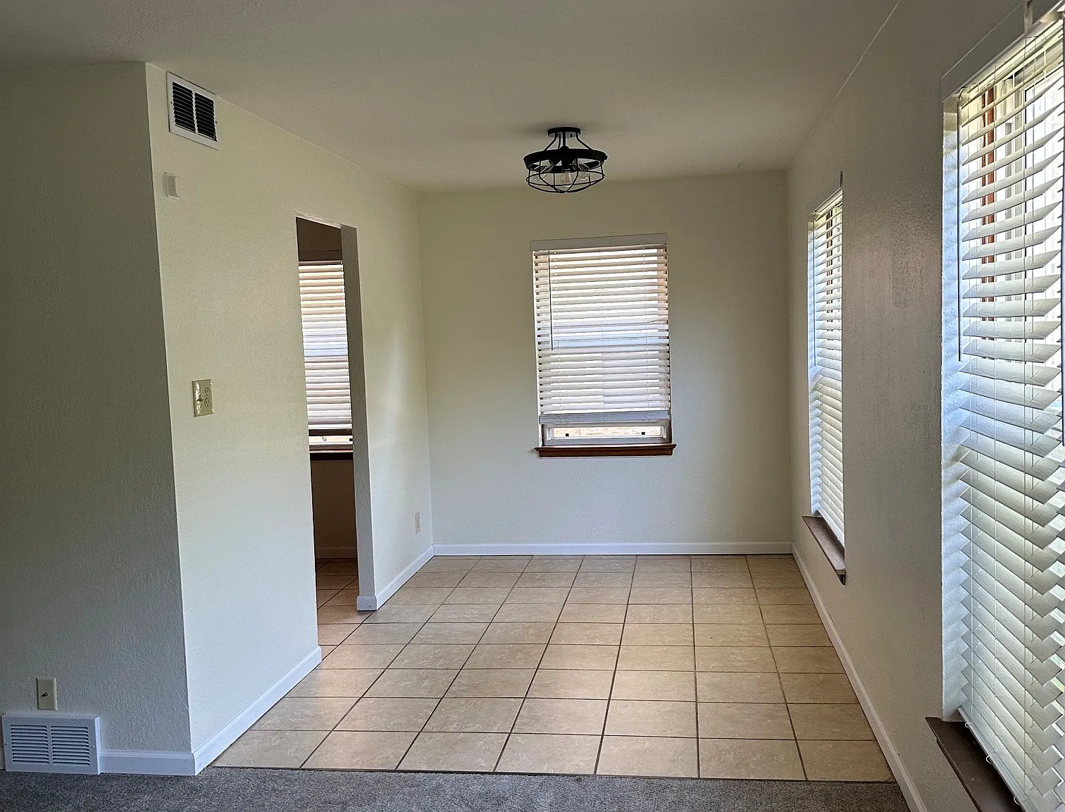 2 bed, $1,375 — Photo 3