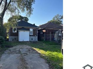 833 Fillmore St, Gary, IN 46402