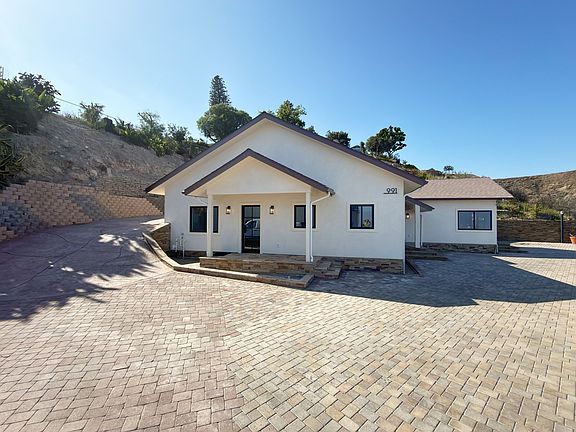 2nd image of 991 W Highland Dr