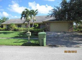 19411 NW 8th St, Pembroke Pines, FL 33029
