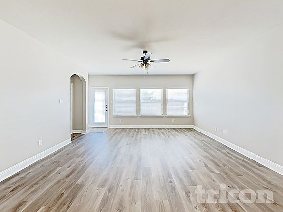 2nd image of 7708 Cottonwood Dr
