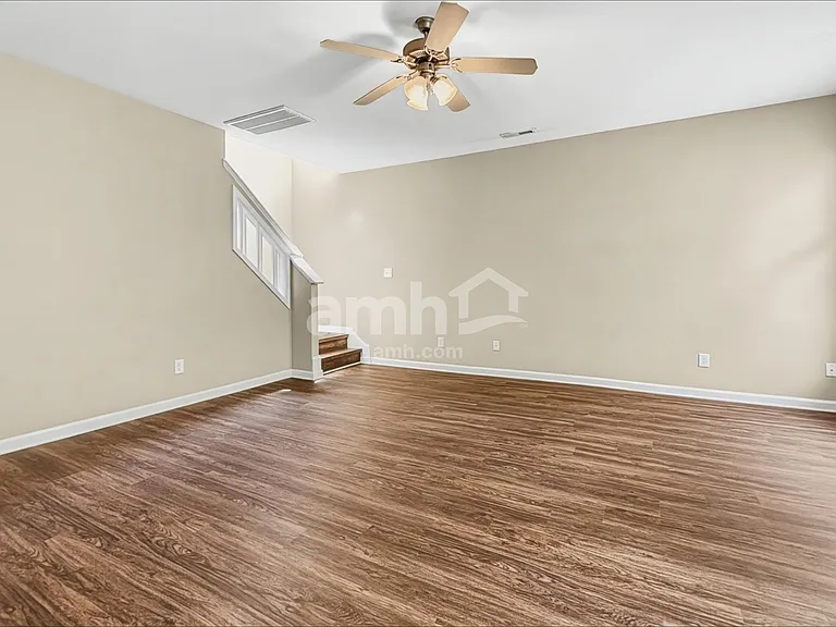 149 Pasadena Rd — Photo 7