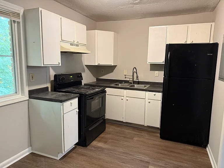 1600 Line Cir #4 — Photo 7