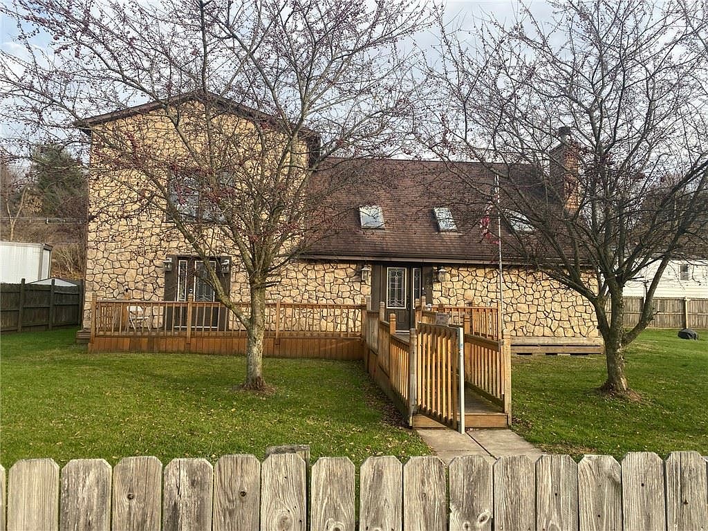 2826 Forest Ave, Latrobe, PA 15650 Zillow