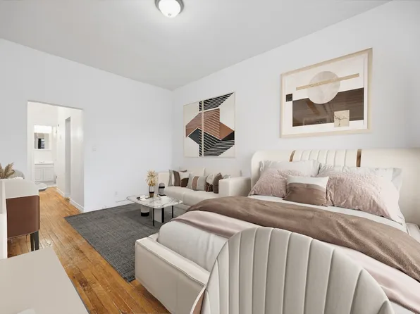 624 East 11th Street image 2 of 6