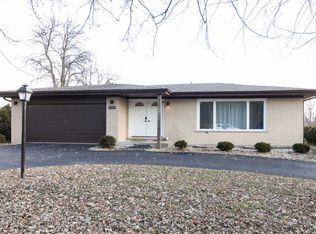 9241 S 84th Ave, Hickory Hills, IL