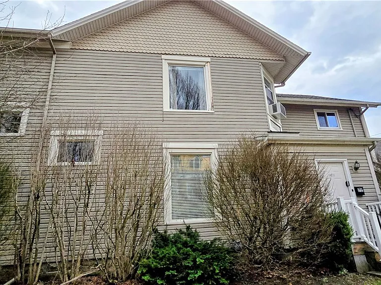 315 Laurens St — Photo 45