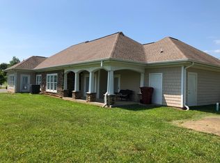 209 University Pkwy, Johnson City, TN 37604