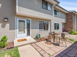 1088 Cascade Dr, Aurora, IL 60506