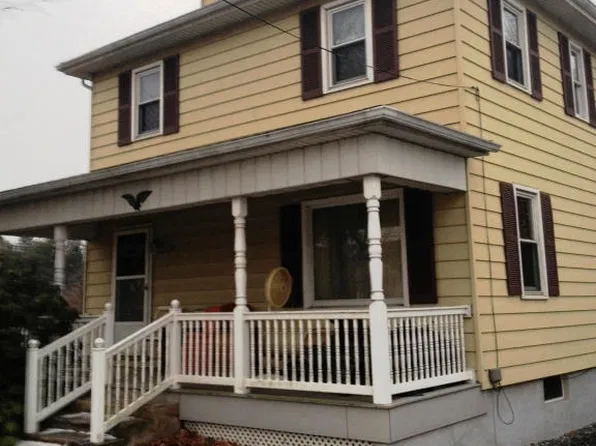 21 Lincoln Ave, Selinsgrove, PA 17870