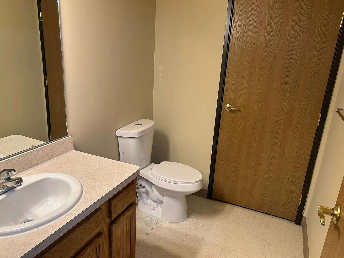 20 Unit - McKinley - 5104 McKinley — Photo 4