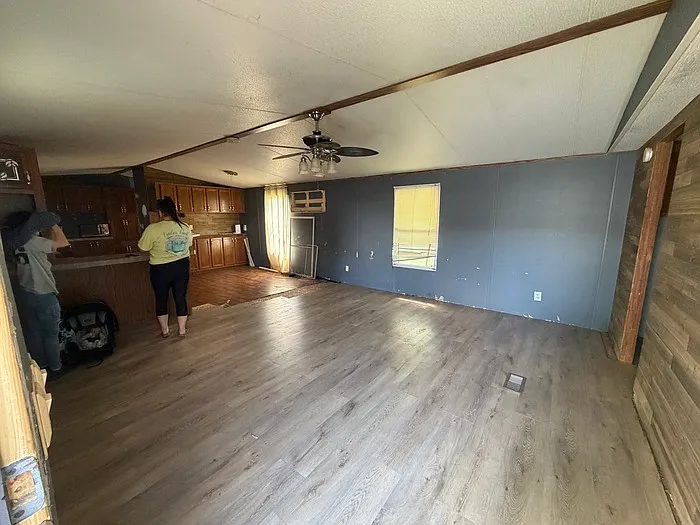 157 Goodlett Dr — Photo 2