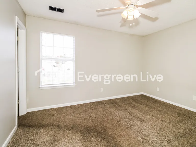 333 White Gables Dr — Photo 4