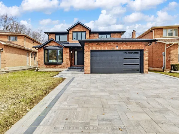 46 Sycamore Dr, Markham, ON L3T 5V6
