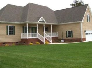 102 Pecan Ct, Elizabeth City, NC 27909