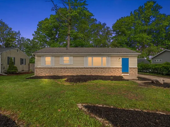 5759 Blaine Ave SE, Kentwood, MI 49508