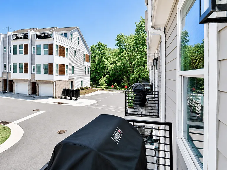 5023 York Park Ln — Photo 35