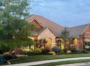 152 Ledgemont Dr, Edmond, OK 73013