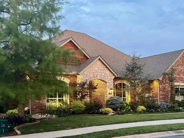 152 Ledgemont Dr, Edmond, OK 73013