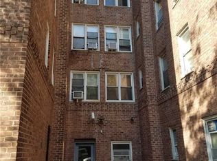 6441 Saunders St APT 207, Flushing, NY 11374