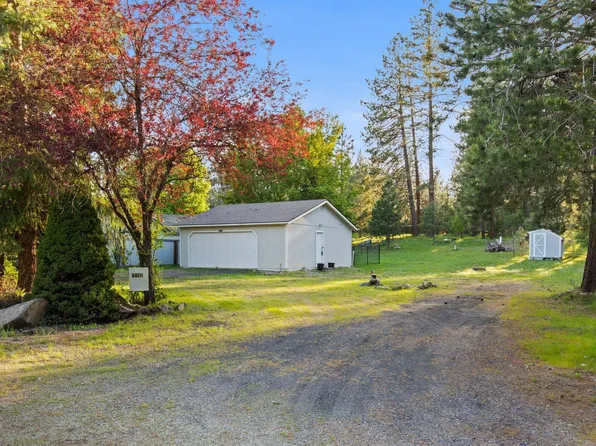 37911 N Lakeside Dr, Elk, WA 99009