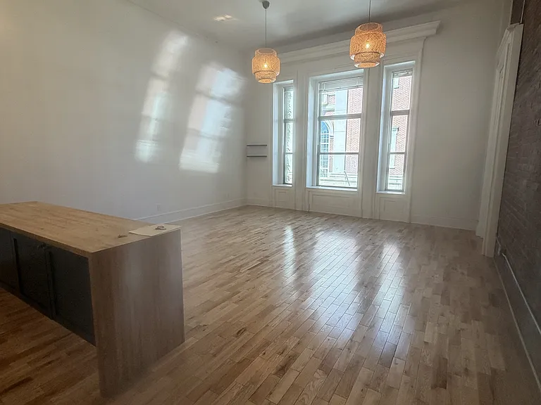 139 Orange St — Photo 27