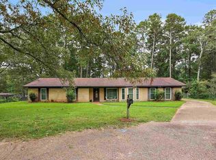 55 Fairwood Ln, Brandon, MS 39042