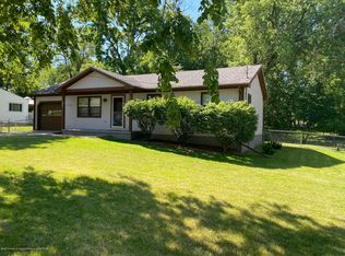 3721 Cooley Dr, Lansing, MI