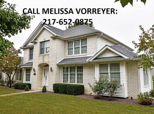 4001 Eagle Wing Rd, Springfield, IL 62711