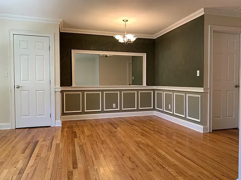 265 Glendale Ave #E2 — Photo 2