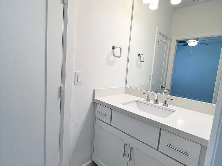 4325 Glenwick Ln — Photo 27