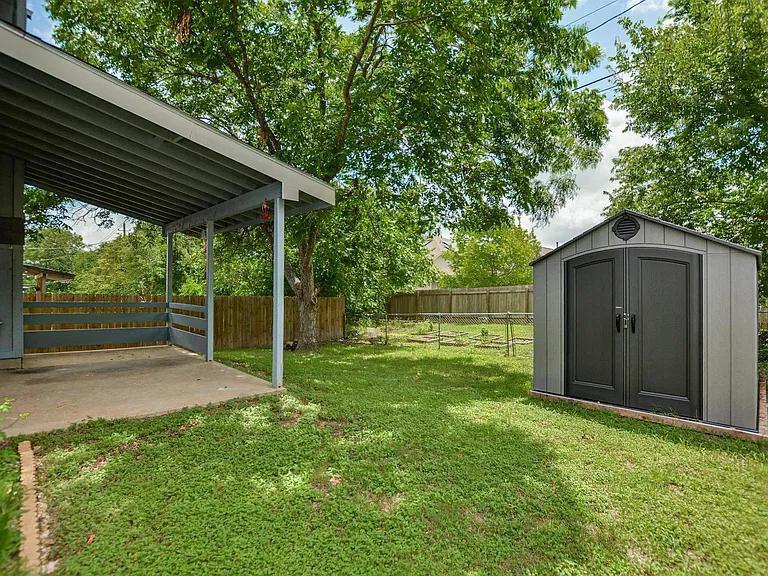 13917 Maricella Ln — Photo 18