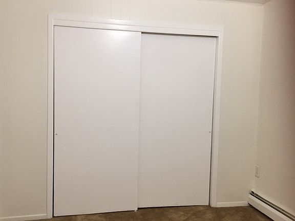 5th image of 86 Oak St
