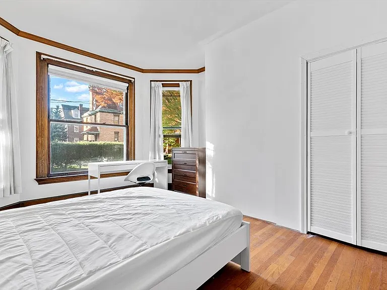 361 Willow St #1W — Photo 5