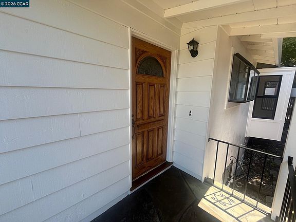 5th image of 1348 Paloma Ave