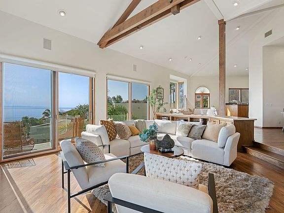 4th image of 1640 La Vista Del Oceano Dr