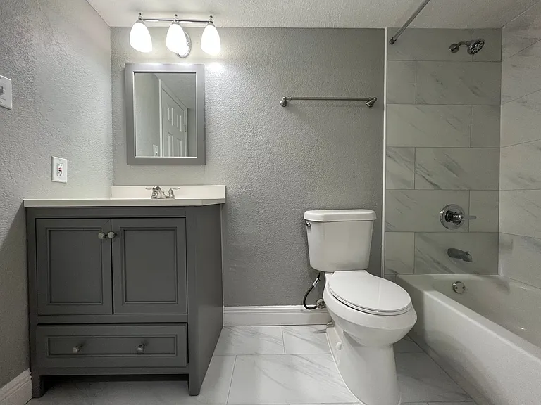 3740 Idlebrook Cir #206 — Photo 16