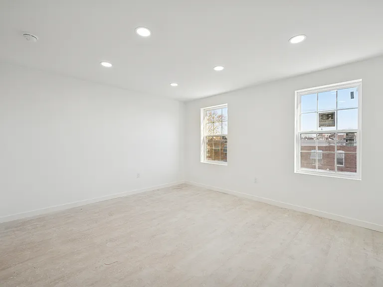 51 Farson St #4 — Photo 9