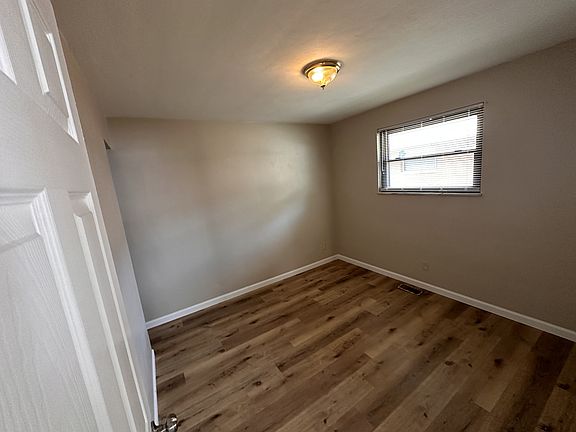 5th image of 2104-2110 Wyoming St #2104-B