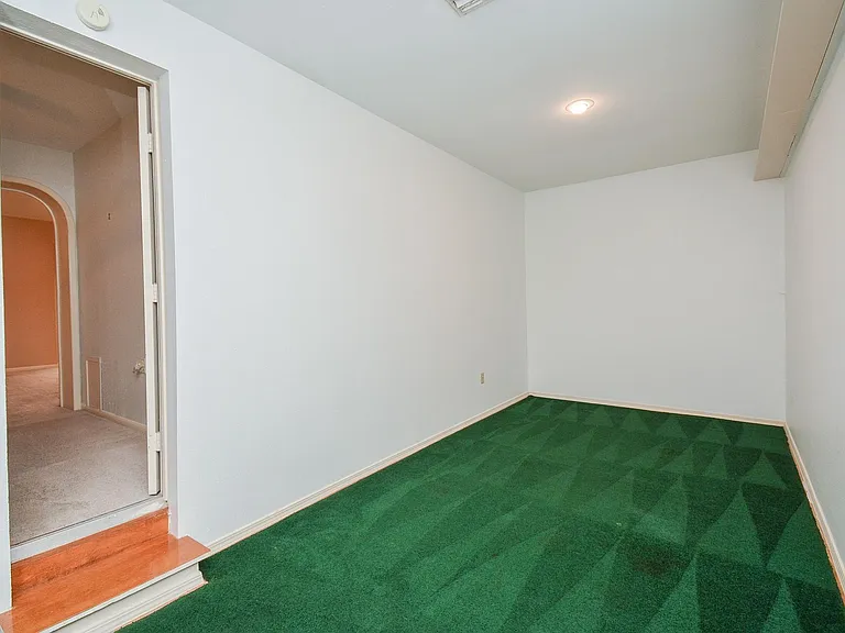 7447 Cambridge St #115 — Photo 21