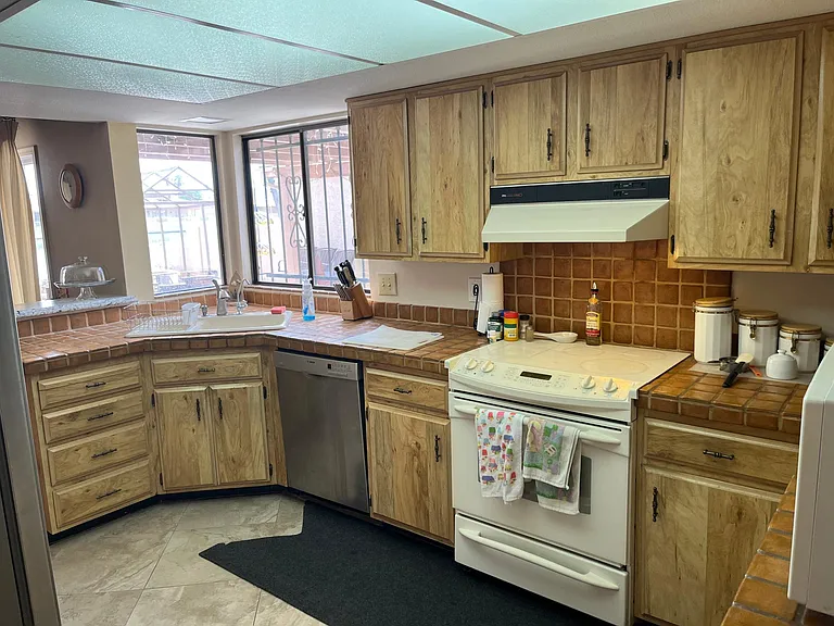 26005 S Howard Dr — Photo 4