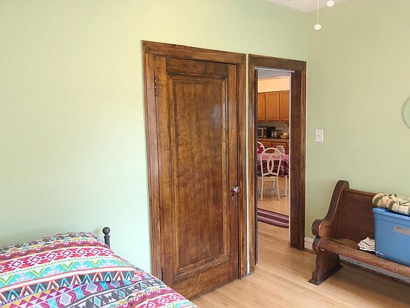 5th image of 6329 W Cuyler Ave APT 1