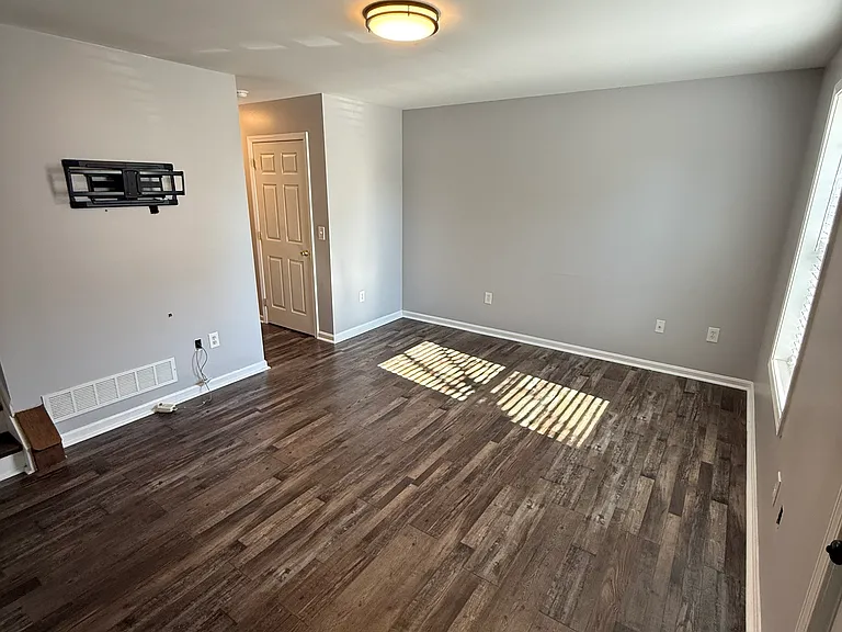 809 Isabella St — Photo 2