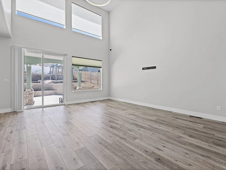 2877 S Greenhead Dr — Photo 38