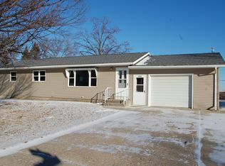 1314 9th St, Clarkfield, MN 56223